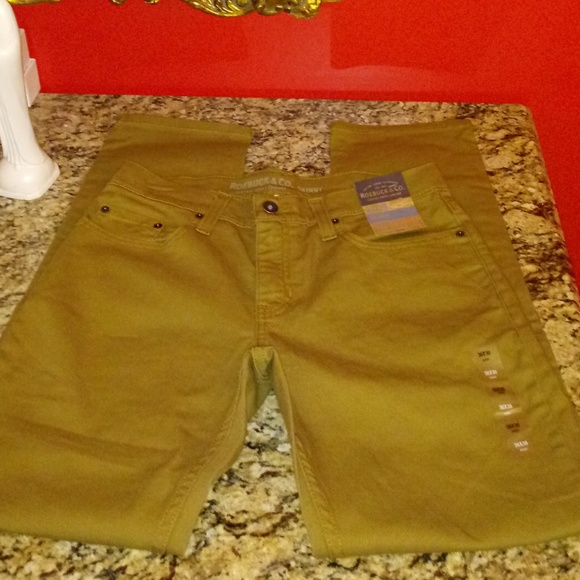 straight leg skinny jeans